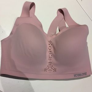Victoria’s Secret Victoria Sport bra 34DDD